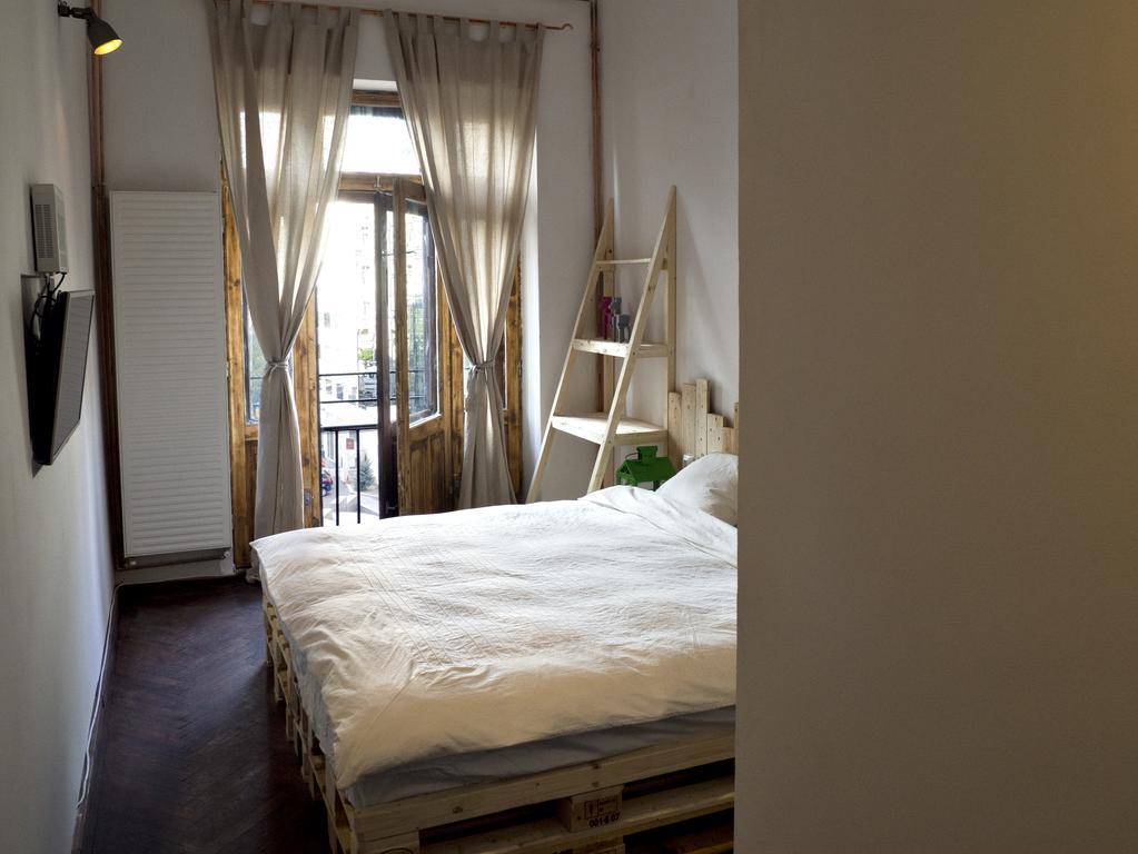 Victoria Poshtel Bucharest Hostel Cameră foto