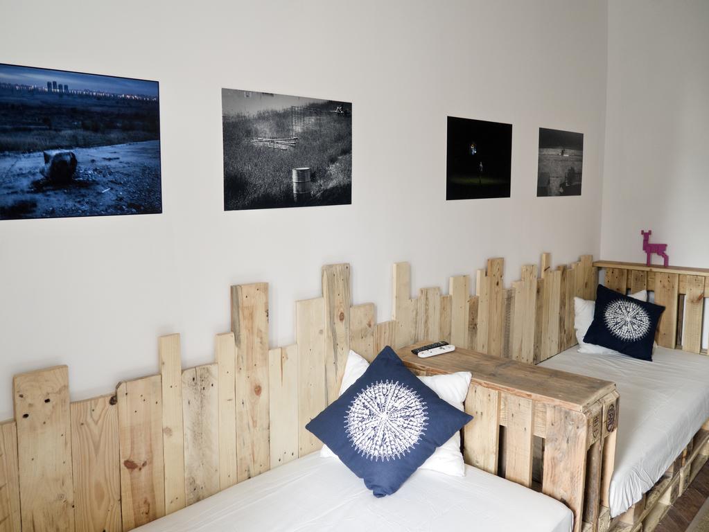 Victoria Poshtel Bucharest Hostel Cameră foto