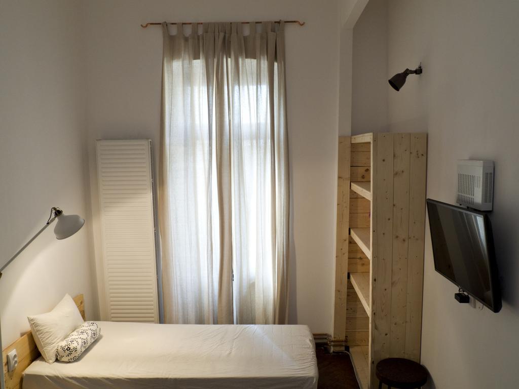 Victoria Poshtel Bucharest Hostel Cameră foto